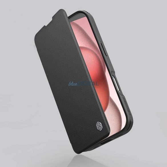 Nillkin Qin Prop Husă din piele cu protecție pentru obiectivul camerei și suport pentru iPhone 16 Pro - negru