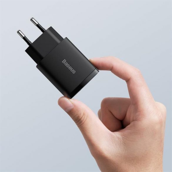 Încărcător rapid Baseus Compact USB tip C / USB 20 W 3 A Power Delivery Quick Charge 3.0 negru (CCXJ-B01)