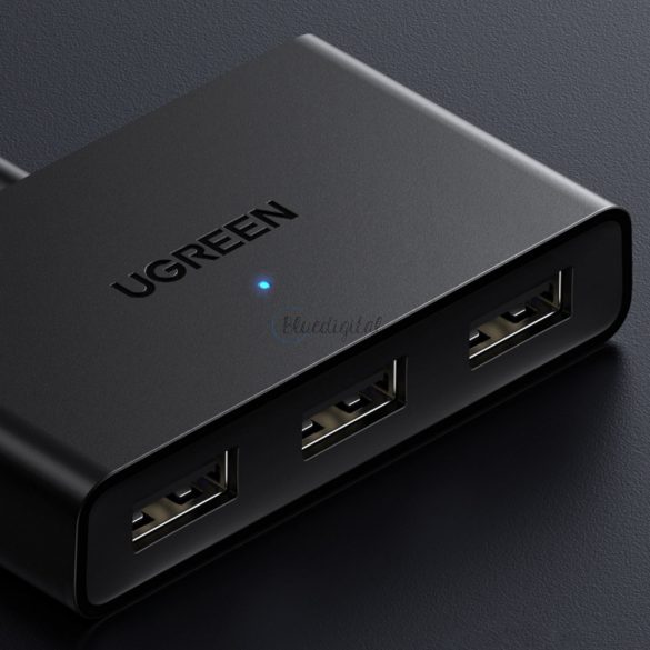 Cutie de comutare adaptor comutator Ugreen USB 2 intrări - 3 ieșiri negru (CM409)