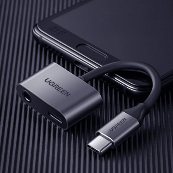 Adaptor audio Ugreen CM193 50596 cu două porturi USB-C (mascul) - mini mufă 3,5 mm / USB-C (femă) - gri