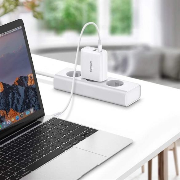 Ugreen încărcător de perete USB Type-c / USB 36 W Quick Charge 4.0 putere de ieșire alb (60468 CD170)