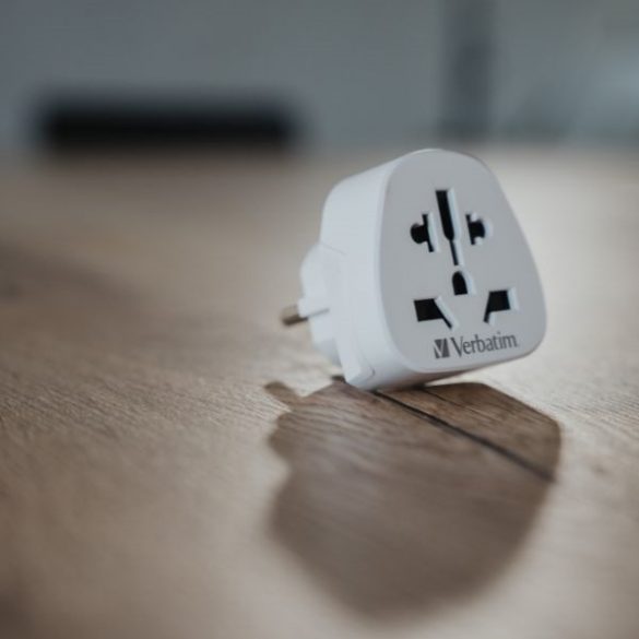 Adaptor Verbatim podróżny EU/UK/US WTEU-02 biały/alb 49549