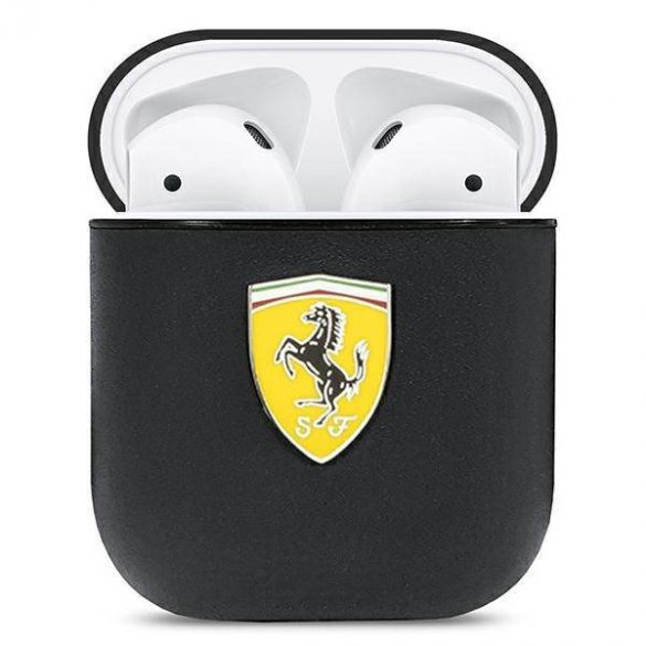 Husă Ferrari FESA2LEBK AirPods 1/2, neagră, piele On Track