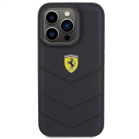 Carcasă rigidă Ferrari FEHCP15LRDUK pentru iPhone 15 Pro 6.1, neagră/carny Quilted Metal Logo"