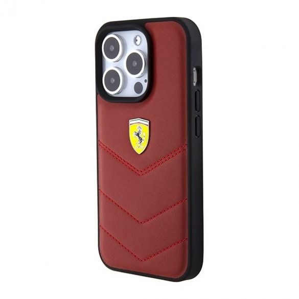 Carcasă rigidă Ferrari FEHCP15LRDUR iPhone 15 Pro 6.1, culoare roșie/roșie, linii cusute din piele"