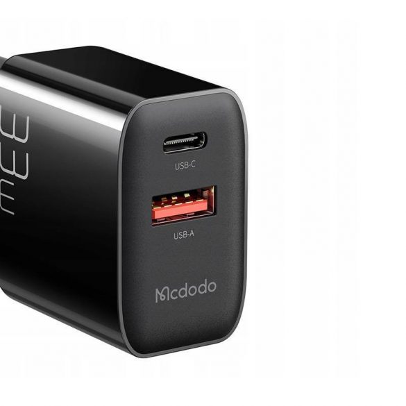 Încărcător de perete Mcdodo CH-0922 USB + USB-C, 33W + cablu USB-C (negru)