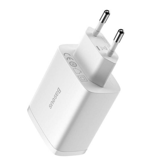 Baseus încărcător rapid compact, 3x USB, 17W (alb)